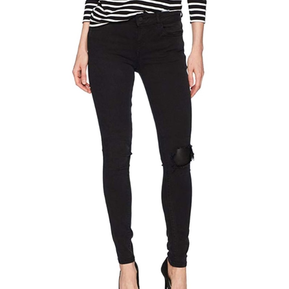 DL1961 Florence Instasculpt Ankle Skinny Jeans in Black Oracle Wash